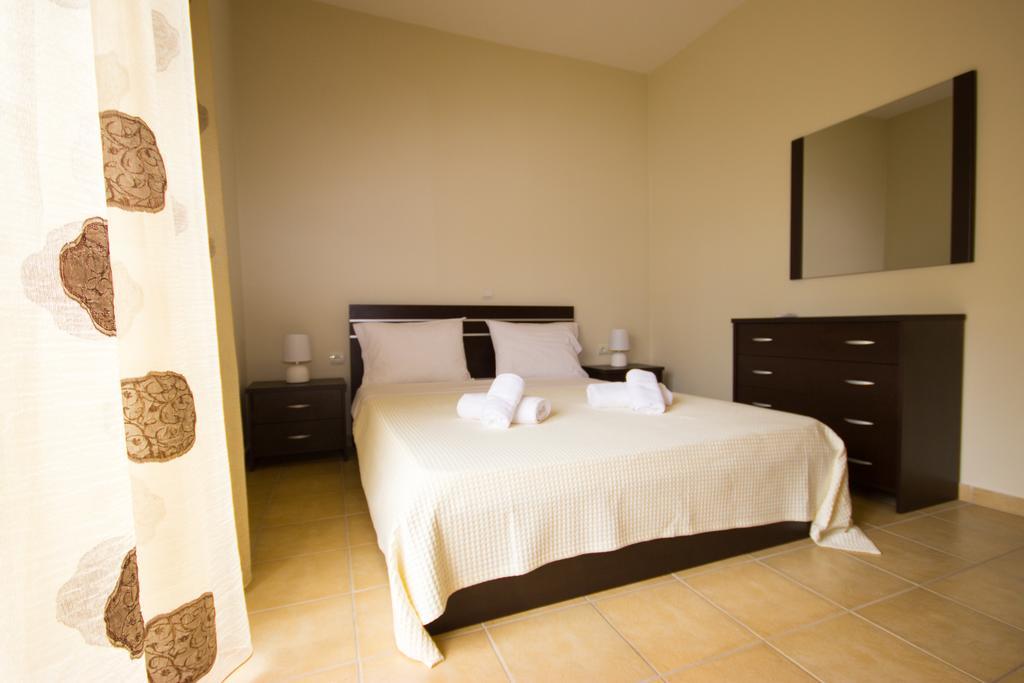 Angel Luxury Apartments Keramoti  Exterior photo